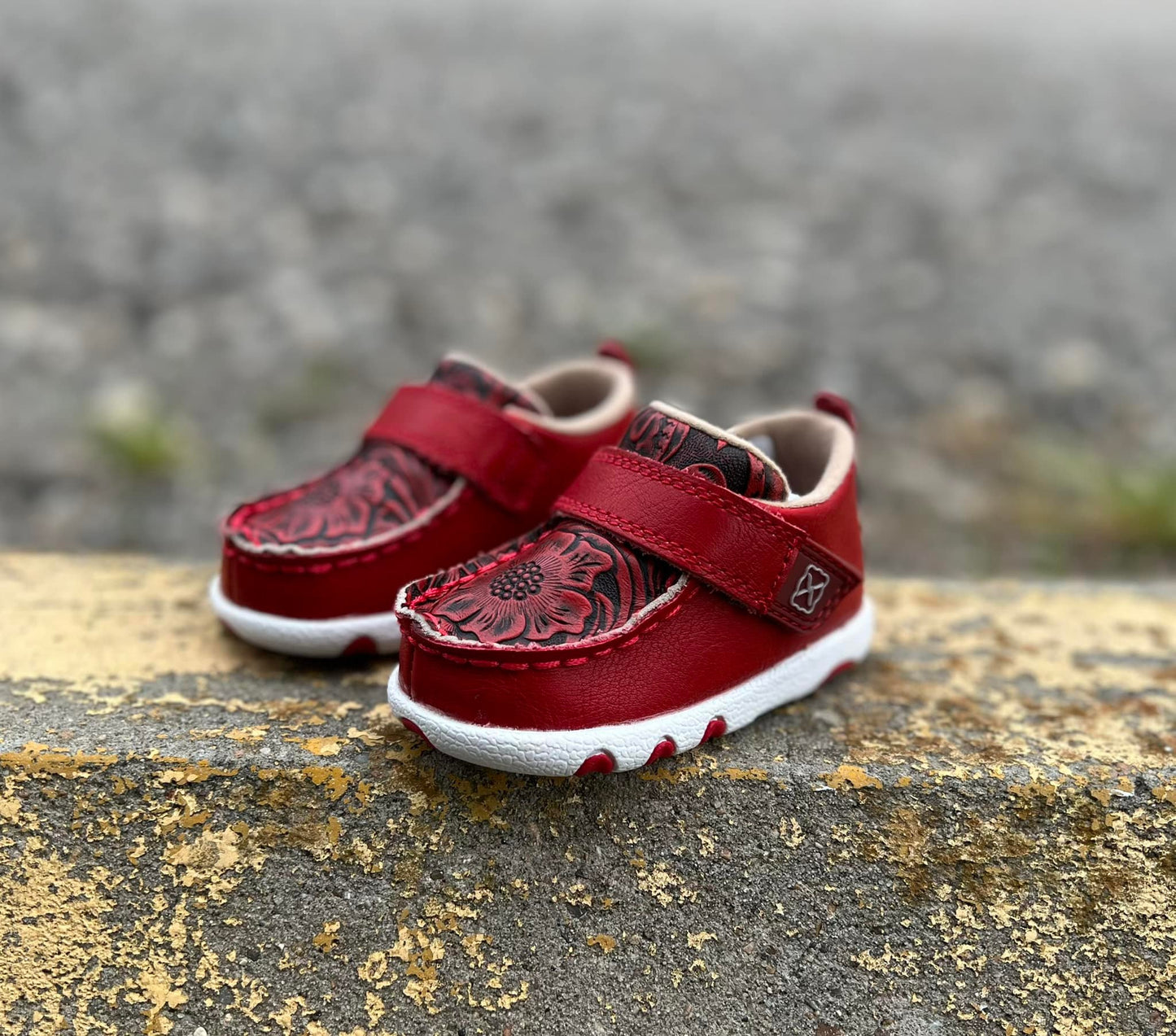 Twisted X Infant's Cherry and Tooled Driving Moc