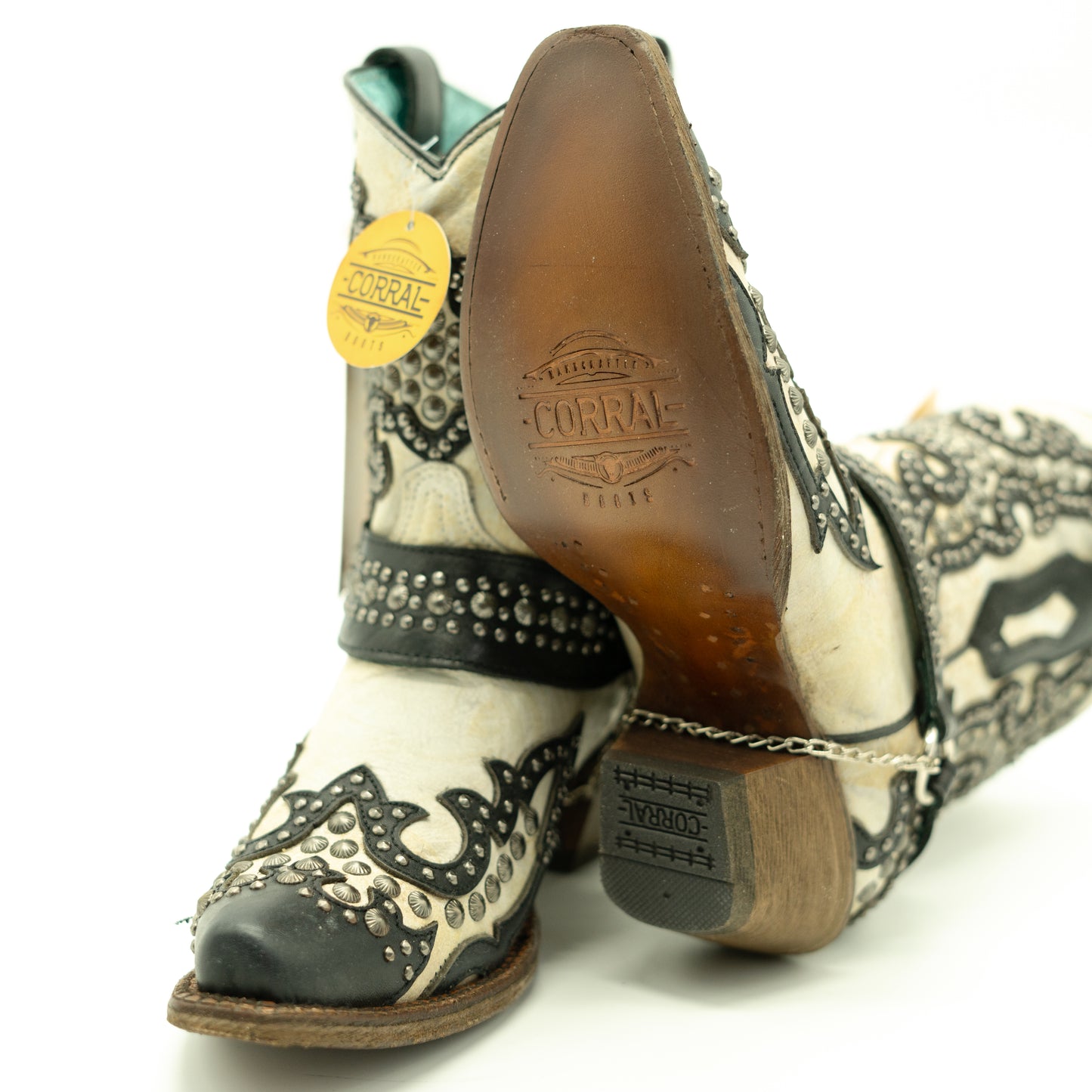 Corral Stud Wing Tip Snip Toe