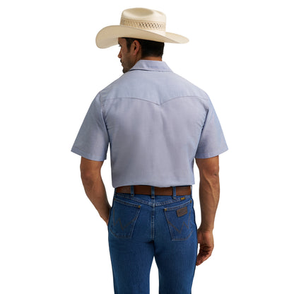 Wrangler Men's Short Sleeve Chambray Snap Western Work Shirt