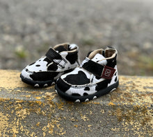 Twisted X Infant Hair on Hide Driving Moc