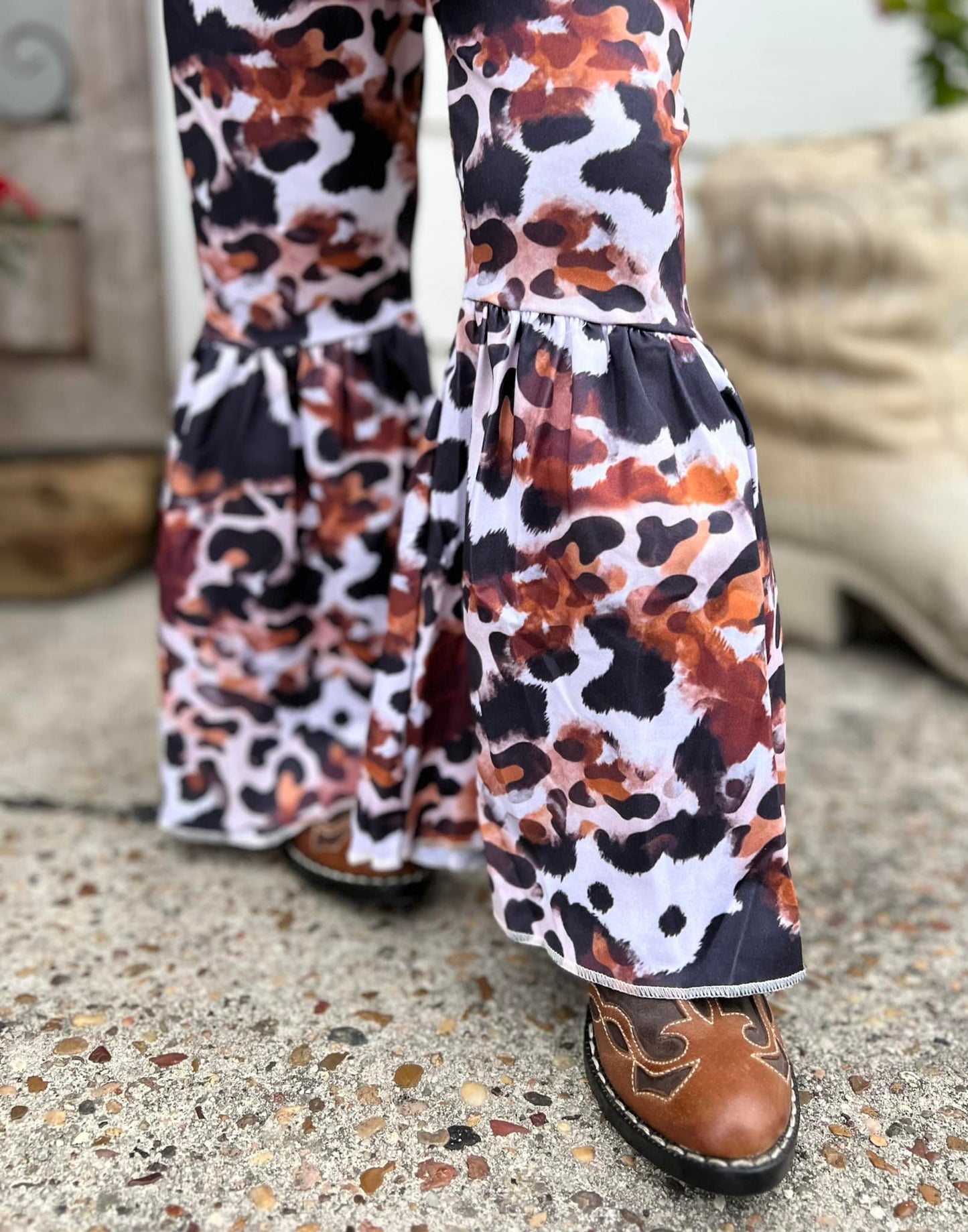 "Talking Bull" Girl Set