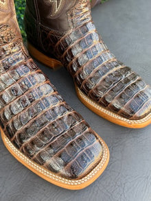 Lazo Croc Print Boots